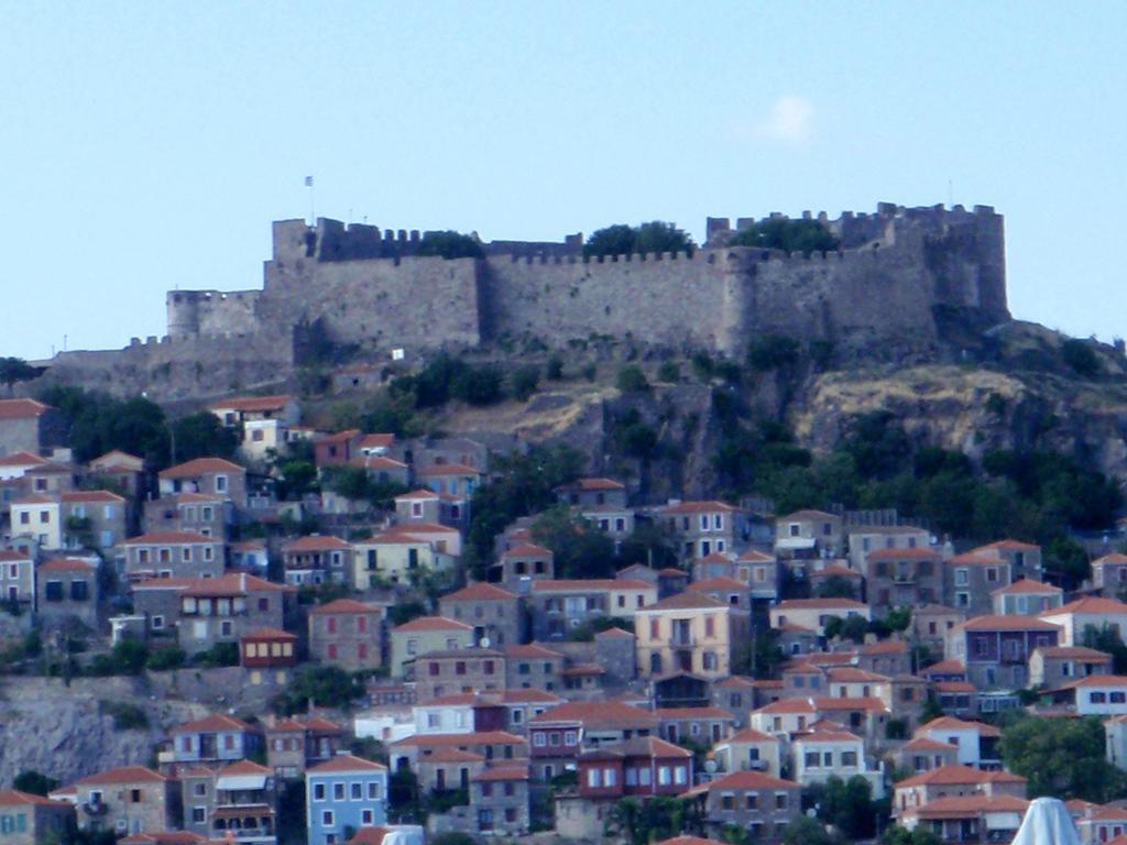 V. Molova, Molyvos, Lesvos Villa Mithimna Bagian luar foto